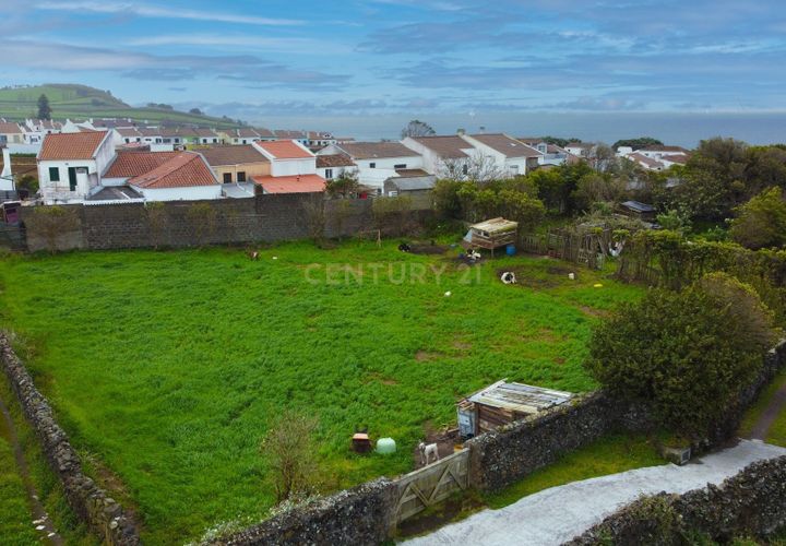Helårsgrund i Carvoeiro, Faro, Carvoeiro - € 135.000 | Ref: C0276-02321 - foto 1
