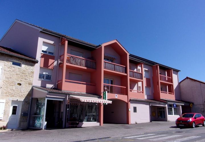Apartament a Bologne, Haute-Marne, Bologne - € 550/mes | Ref: 00581000010000100006 - foto 1