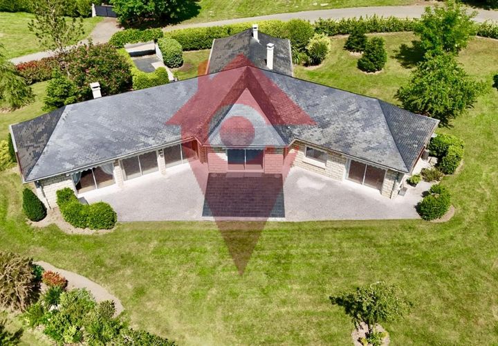 Villa a Crespières, Yvelines, Crespières - € 990.000 | Ref: getkey_u_526337834 - foto 1