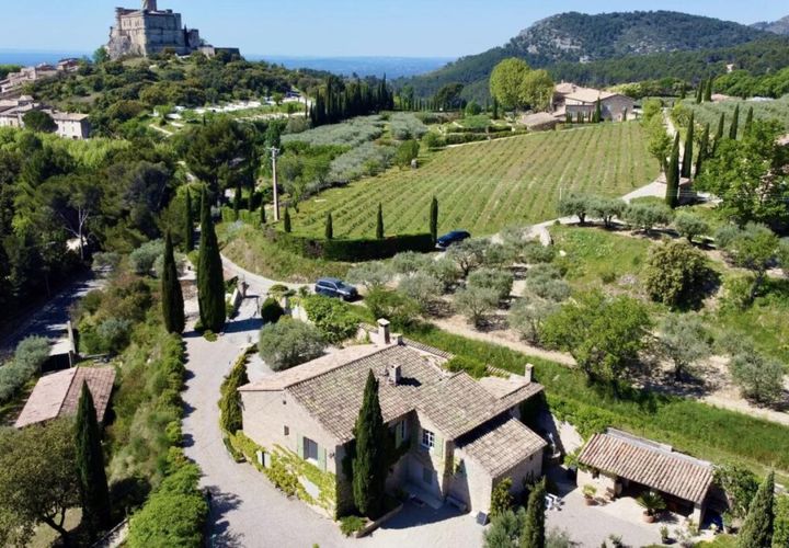 Villa a Le Barroux, Vaucluse, Le Barroux - € 1.250.000 | Ref: getkey_10426 - foto 1