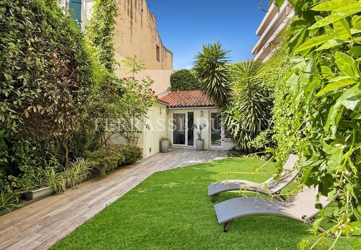 Lejlighed i Marseille, Bouches-du-Rhone, Marseille - € 465.000 | Ref: getkey_u_525534566 - foto 1