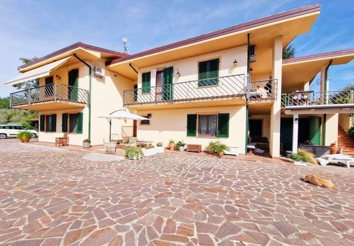 Villa a Montecarlo, Lucca, Montecarlo - € 1.100.000 | Ref: A6551RV2526094A-1081376 - foto 1