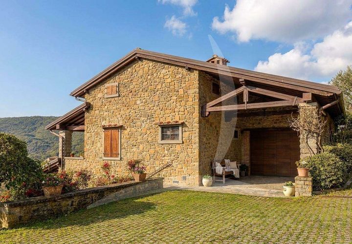 Farm hus i Chitignano, Arezzo, Chitignano - € 490.000 | Ref: A1190RC41450-1085192 - foto 1