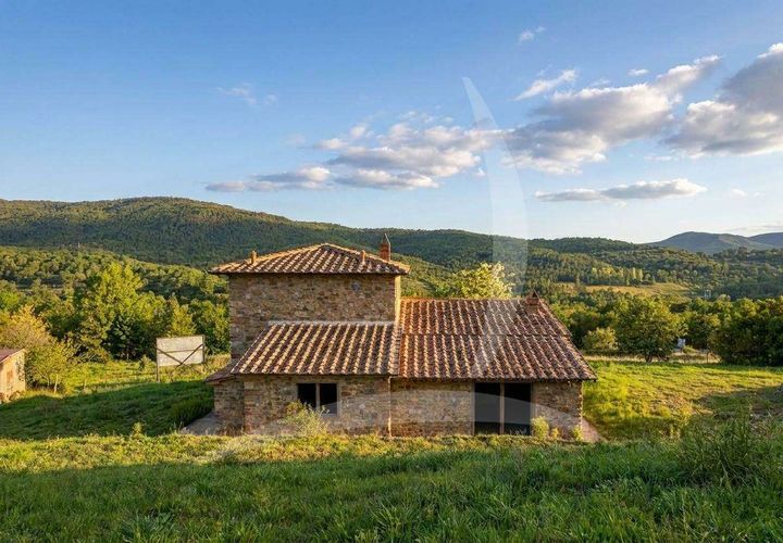 Farm hus i Bucine, Arezzo, Bucine - € 580.000 | Ref: A1190RC48473-1087086 - foto 1