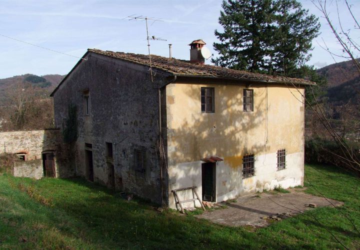 Farm hus i Dicomano, Florence, Dicomano - € 170.000 | Ref: A6273RC2535044A-1088521 - foto 1