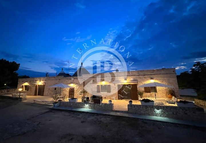Villa a Cisternino, Brindisi, Cisternino - € 1.250.000 | Ref: SI 21 - foto 1