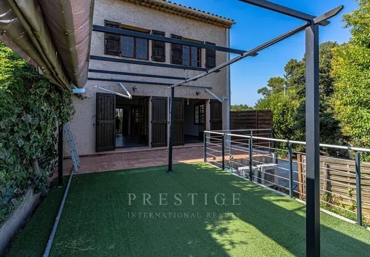 Villa i Antibes, Alpes-Maritimes, Antibes - € 636.000 | Ref: 21.0007 - foto 1