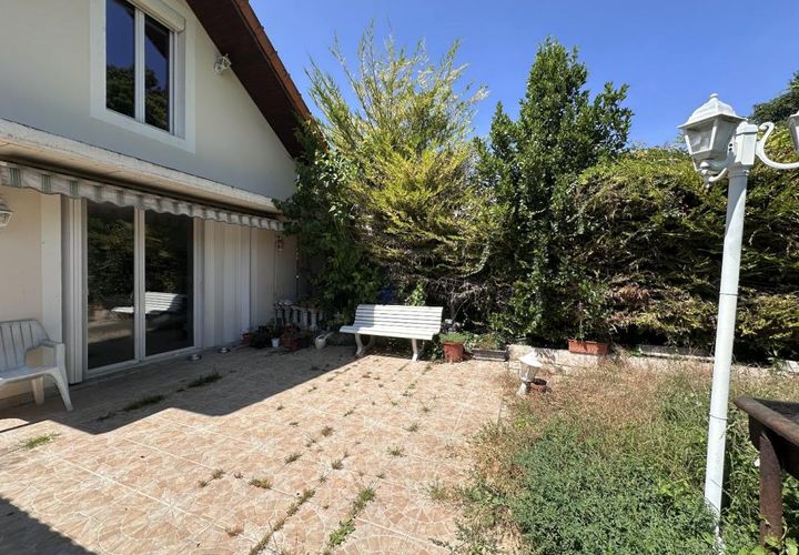 Villa i Villetaneuse, Seine-Saint-Denis, Villetaneuse - € 329.000 | Ref: 3011440265 - foto 1