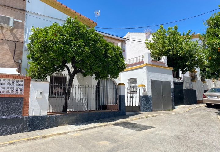 Reihenhaus in Camas, Sevilla, Camas - € 220.000 | Ref: 3566-01232/7688 - Foto 1