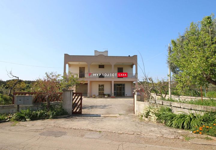 Villa a Cisternino, Brindisi, Cisternino - € 275.000 | Ref: B232 - foto 1