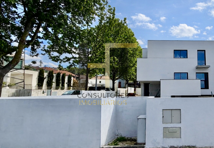 Villa i Maia, Porto, Maia - € 490.000 | Ref: SR0056 - foto 1