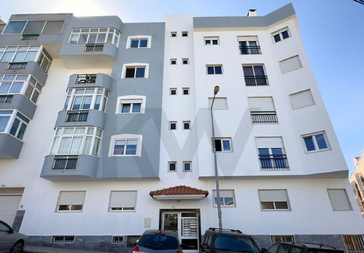 Lejlighed i Alcabideche, Lisbon, Alcabideche - € 388.000 | Ref: KWPT-031470 - foto 1