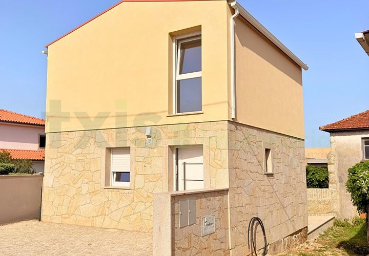 Villa i Moncao, Viana do Castelo, Moncao - € 240.000 | Ref: MNC1746V - foto 1