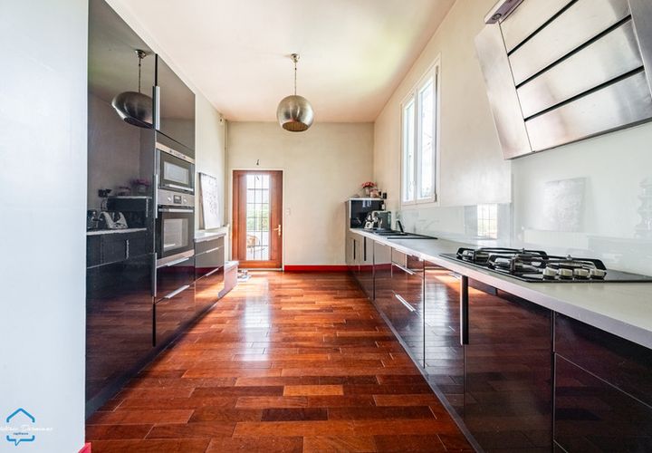 Villa a Dijon, Cote-d'Or, Dijon - € 325.000 | Ref: 340933782377 - foto 1