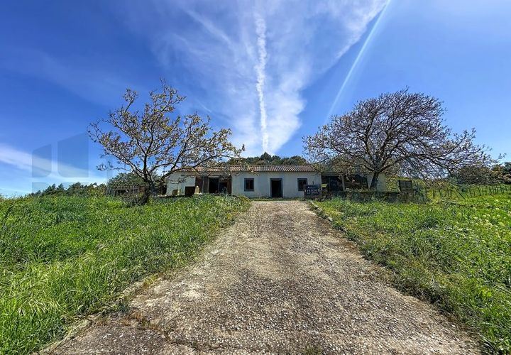 Villa a Alenquer, Lisbon, Alenquer - € 159.000 | Ref: 179/26 - foto 1
