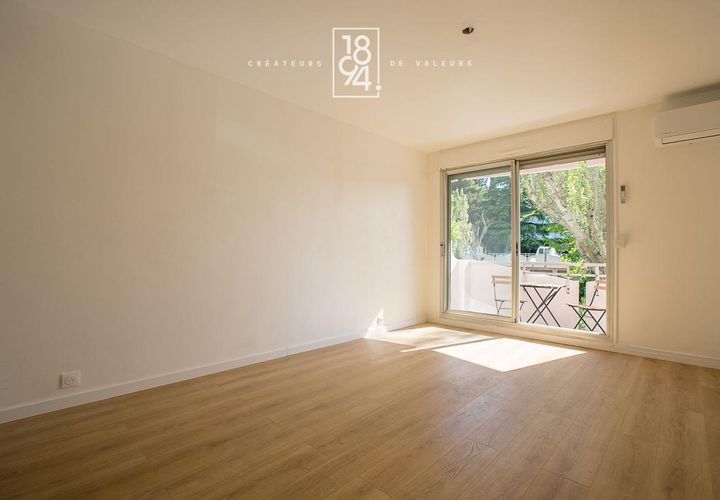 Lejlighed i Marseille, Bouches-du-Rhone, Marseille - € 115.000 | Ref: J7KZ-29A-XK1 - foto 1