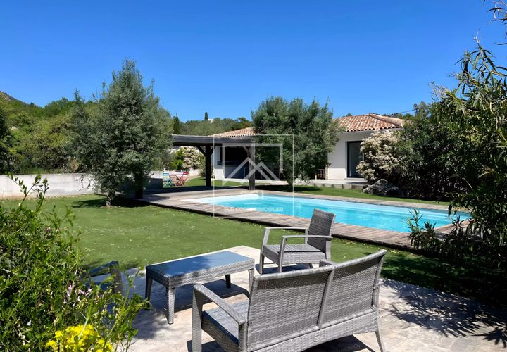 Villa i Sainte-Lucie de Porto-Vecchio, Corse-du-Sud, Sainte-Lucie de Porto-Vecchio - € 850.000 | Ref: 86949798 - foto 1