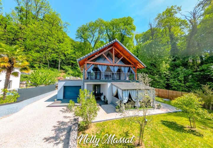 Villa a Chambery, Savoie, Chambery - € 495.000 | Ref: 340934233244 - foto 1