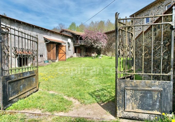Villa a Saint-Romain-d'Urfe, Loire, Saint-Romain-d'Urfe - € 49.000 | Ref: 340938678542 - foto 1
