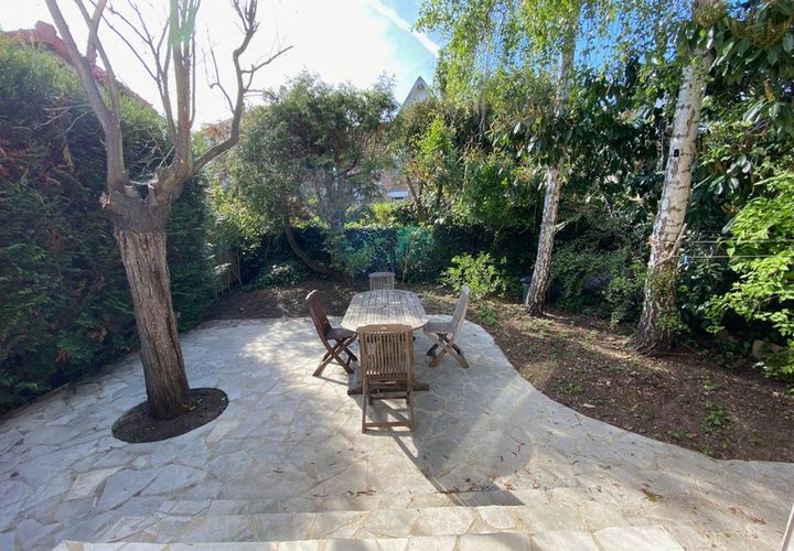Villa a Chatou, Yvelines, Chatou - € 595.000 | Ref: 340931943723 - foto 1