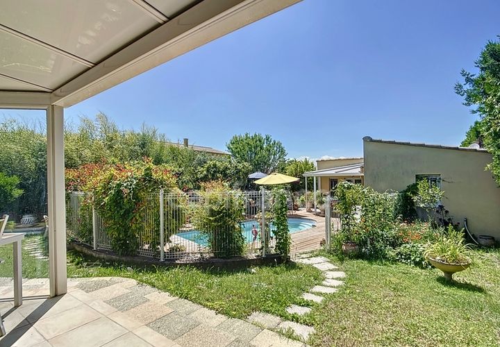 Villa a Bollène, Vaucluse, Bollène - € 359.000 | Ref: 340935409304 - foto 1