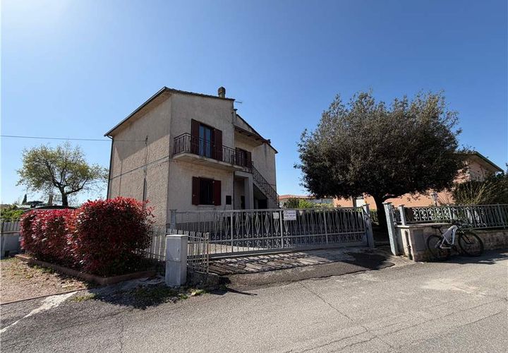 Villa i Gualdo Cattaneo, Perugia, Gualdo Cattaneo - € 145.000 | Ref: VVI72 - foto 1