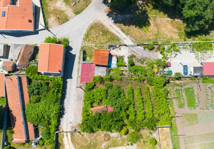 Helårsgrund i Penafiel, Porto, Penafiel - € 55.000 | Ref: C0272-02695 - foto 1