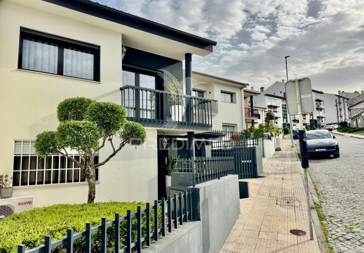 Byhus i Guimaraes, Braga, Guimaraes - € 374.000 | Ref: 060075 - foto 1