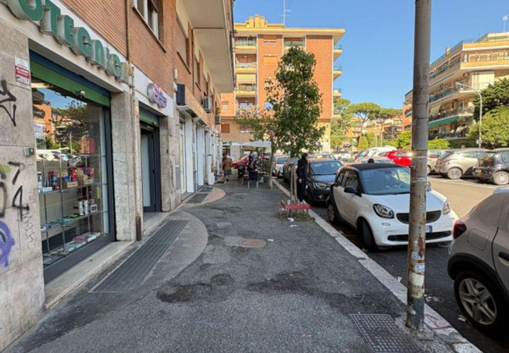 Erhvervsejendom i Rome, Rome, Rome - € 60.000 | Ref: GANDIGLIO ATTIVITA - foto 1
