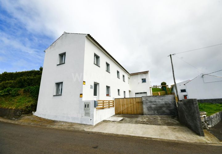 Villa a Horta, Faial, Horta - € 360.000 | Ref: 374260094 - foto 1