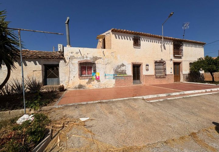 Landejendom i Albox, Almeria, Albox - € 99.000 | Ref: 2802 - foto 1