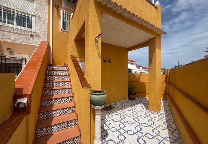 Rækkehus i Torrevieja, Alicante, Torrevieja - € 135.000 | Ref: AD1-116/4147 - foto 1