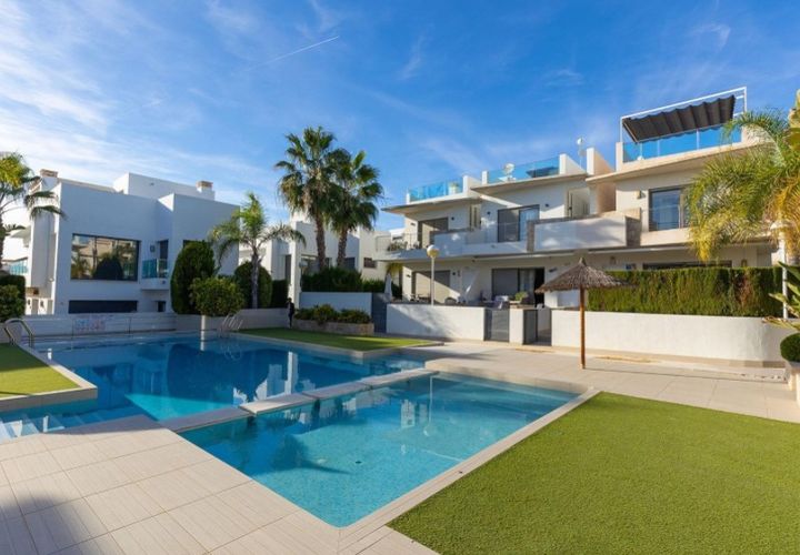 Rækkehus i Rojales, Alicante, Rojales - € 395.000 | Ref: MLSC2155017 - foto 1