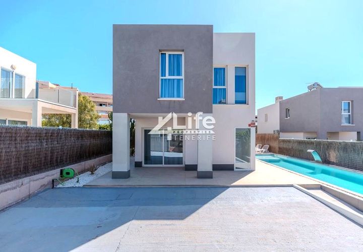 Villa a Playa Paraiso, Malaga, Playa Paraiso - € 1.075.000 | Ref: PD-2904262 - foto 1