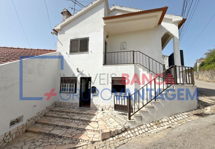 Byhus i Alenquer, Lisbon, Alenquer - € 293.000 | Ref: M-30633 - foto 1