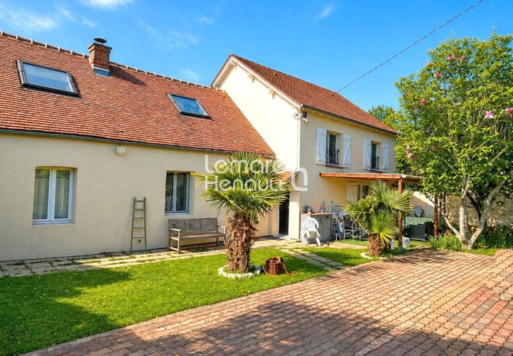 Villa a Dreux, Eure-et-Loir, Dreux - € 249.000 | Ref: 37999 - foto 1