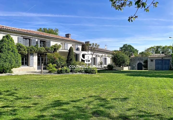 Landejendom i Corme-Royal, Charente-Maritime, Corme-Royal - € 996.000 | Ref: 0026NK - foto 1