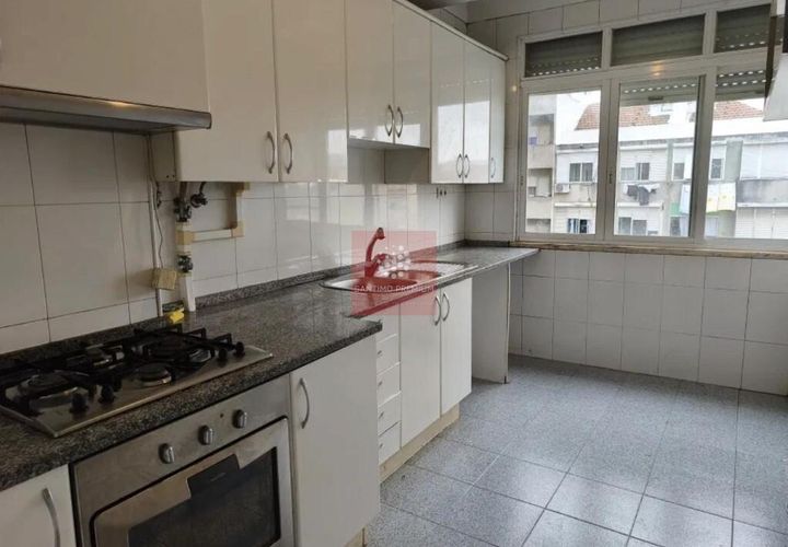 Lejlighed i Amadora, Lisbon, Amadora - € 299.500 | Ref: 701.001.124 - foto 1