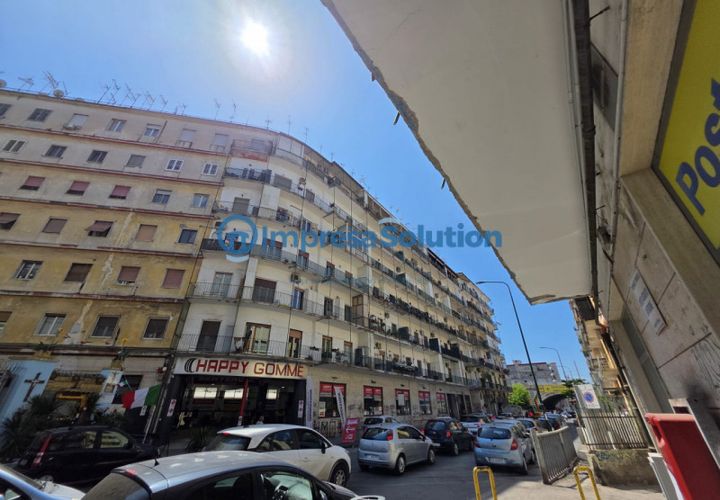 Erhvervsejendom i Naples, Naples, Naples - € 150.000 | Ref: flegreo.a - foto 1