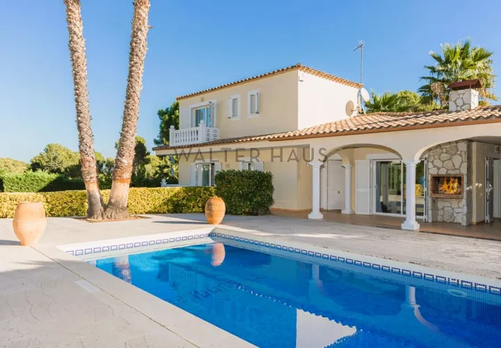 Villa a Calonge, Gerona, Calonge - € 1.150.000 | Ref: P0004V - foto 1