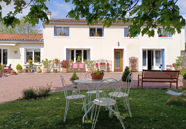 Landsbyhus i Blanzac-lès-Matha, Charente-Maritime, Blanzac-lès-Matha - € 288.900 | Ref: BVI85019 - foto 1