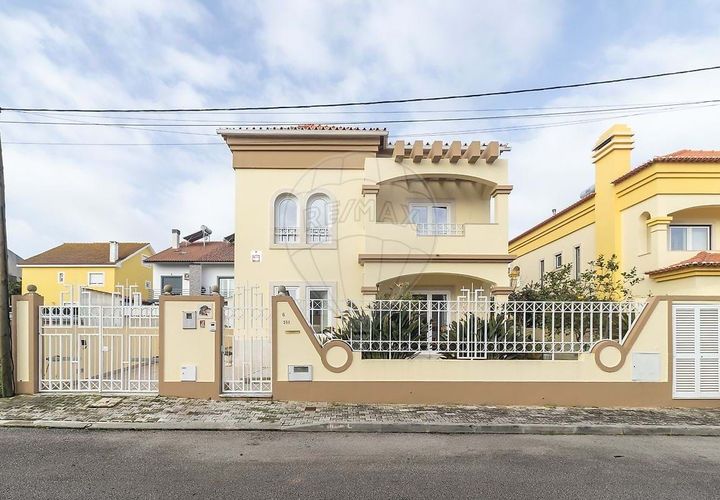 Villa a Seixal, Setubal, Seixal - € 520.000 | Ref: 123891117-118 - foto 1