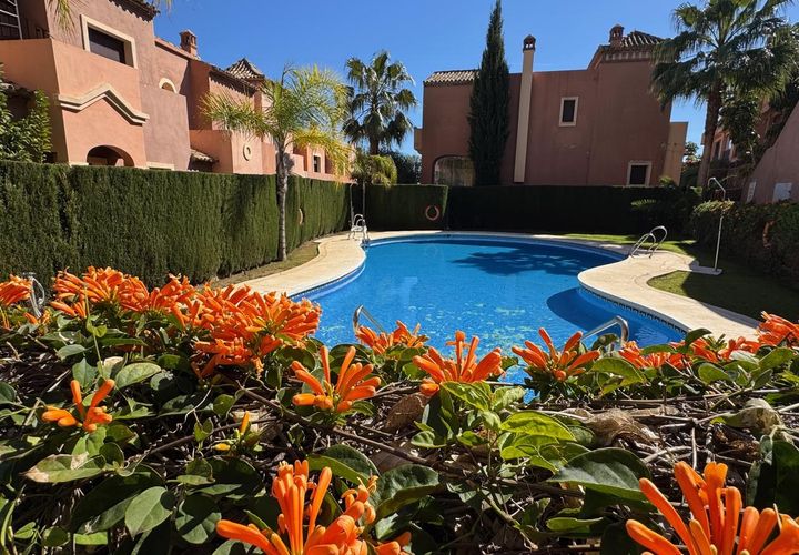 Rækkehus i Estepona, Malaga, Estepona - € 665.000 | Ref: CREW025T4 - foto 1