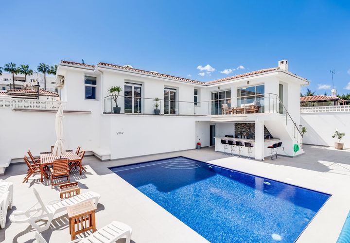 Villa a Estepona, Malaga, Estepona - € 1.150.000 | Ref: R5370031 - foto 1