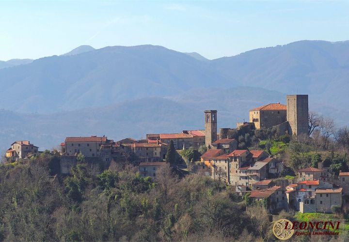 Landejendom i Bagnone, Massa and Carrara, Bagnone - € 130.000 | Ref: A325 - foto 1