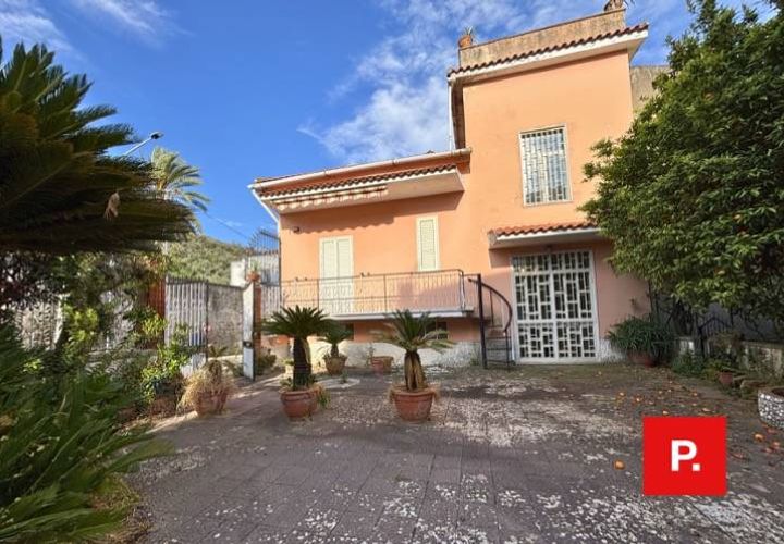 Villa i Caserta, Caserta, Caserta - € 410.000 | Ref: kA9435 - foto 1