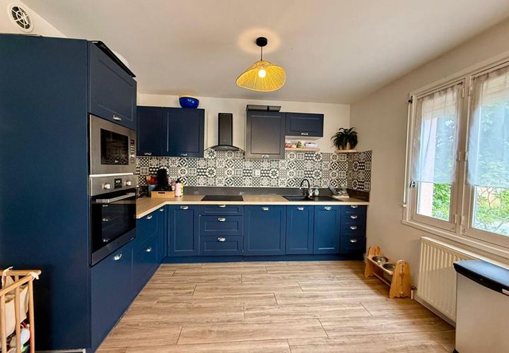 Villa a Villerest, Loire, Villerest - € 239.000 | Ref: 728_roa - foto 1