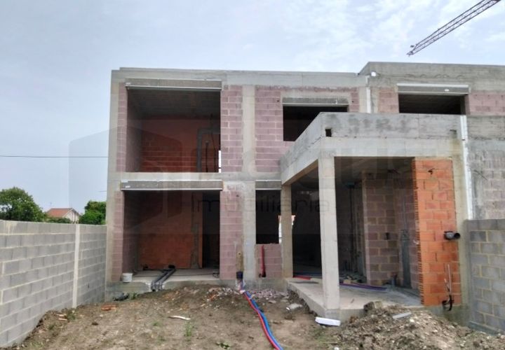 Villa i Aveiro, Aveiro, Aveiro - € 251.500 | Ref: AV26/053 - foto 1