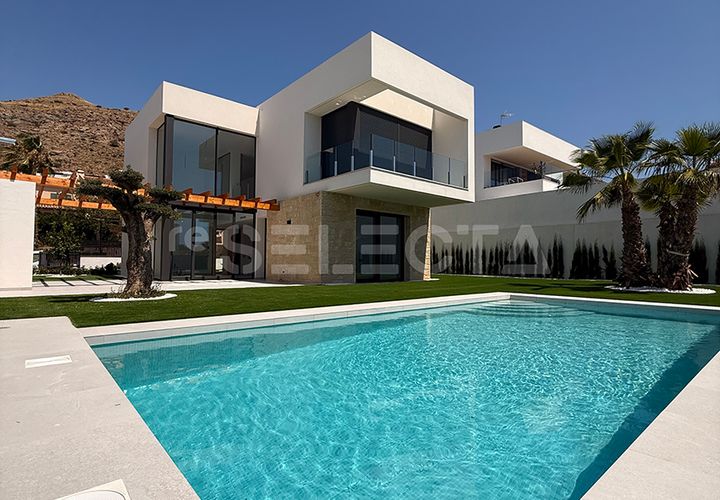 Villa en Finestrat, Alicante, Finestrat - € 1.195.000 | Ref: RS-1885 - photo 1