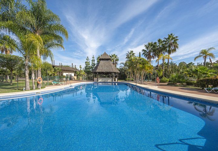 Lejlighed i Estepona, Malaga, Estepona - € 325.000 | Ref: R5325043 - foto 1